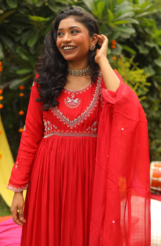 Durga Puja Red Anarkali Suit with Intricate Neck Detailing