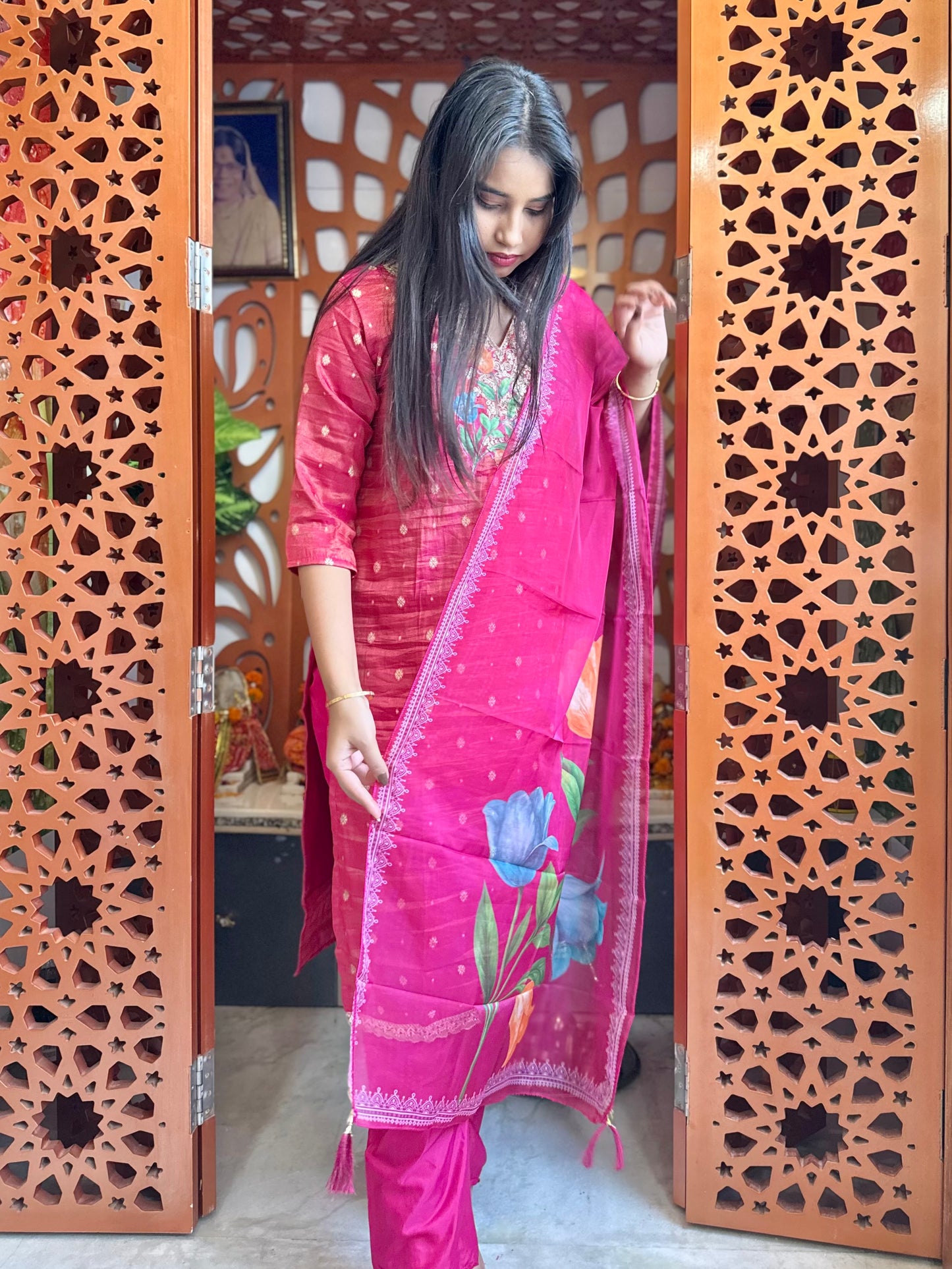 Ruhani Rani Suit Set