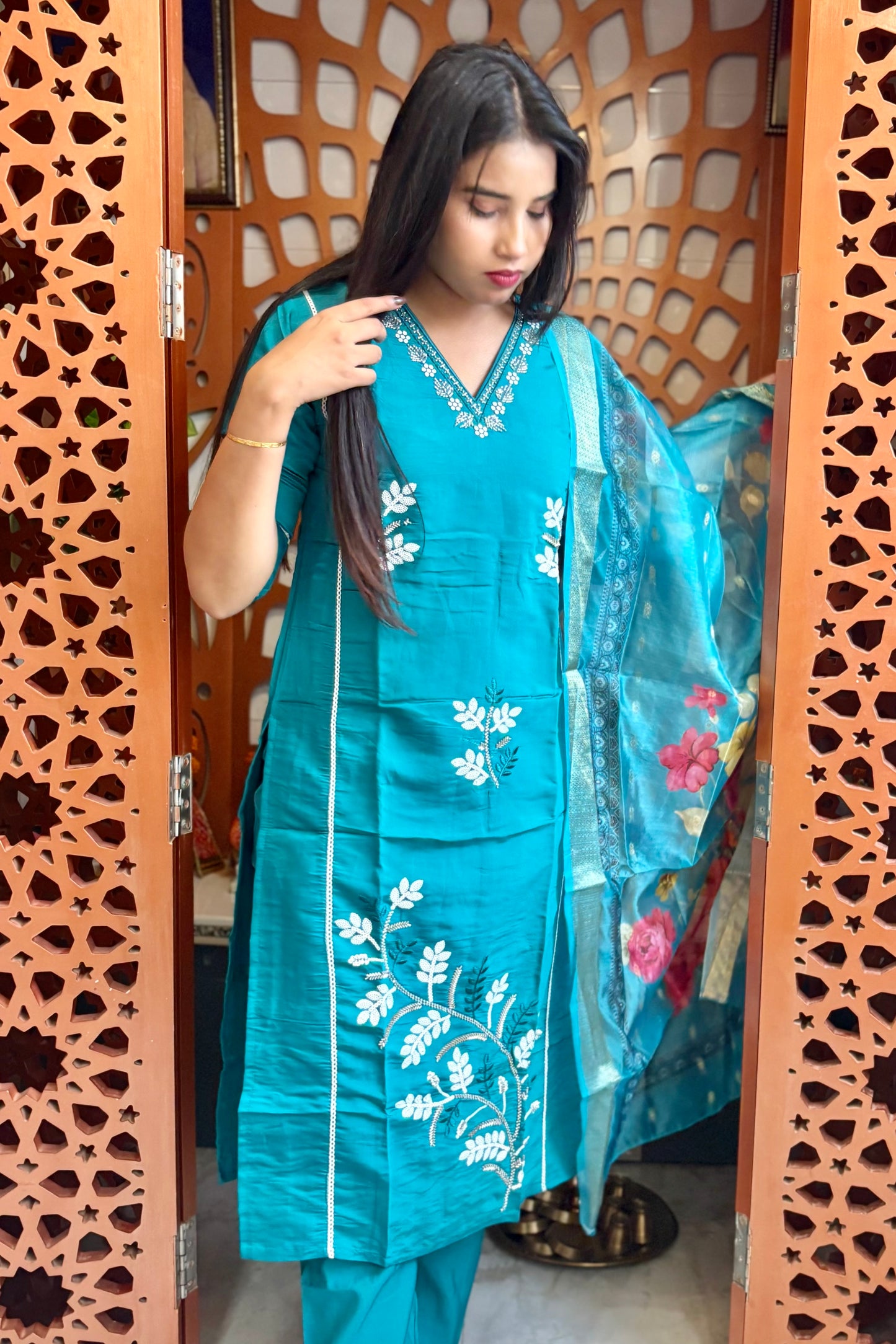 Ambar Suit Set
