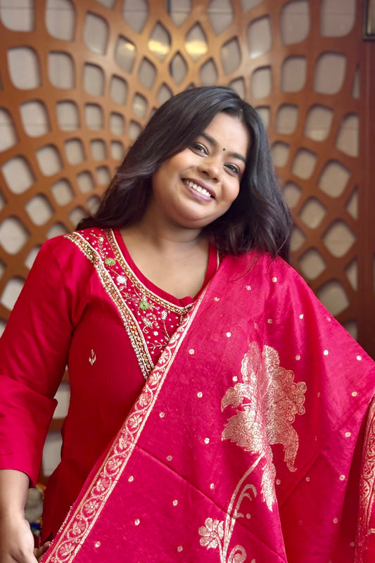 Chhath puja Suit Set with Zari Dupatta