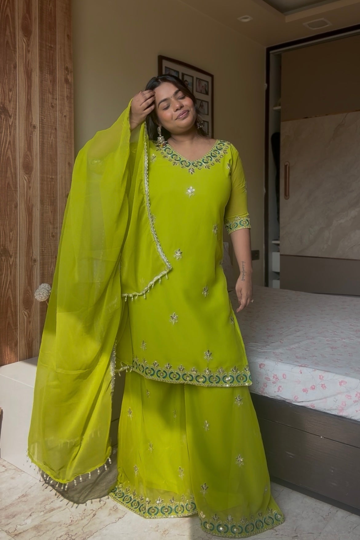 Kaira Sharara  Suit Set