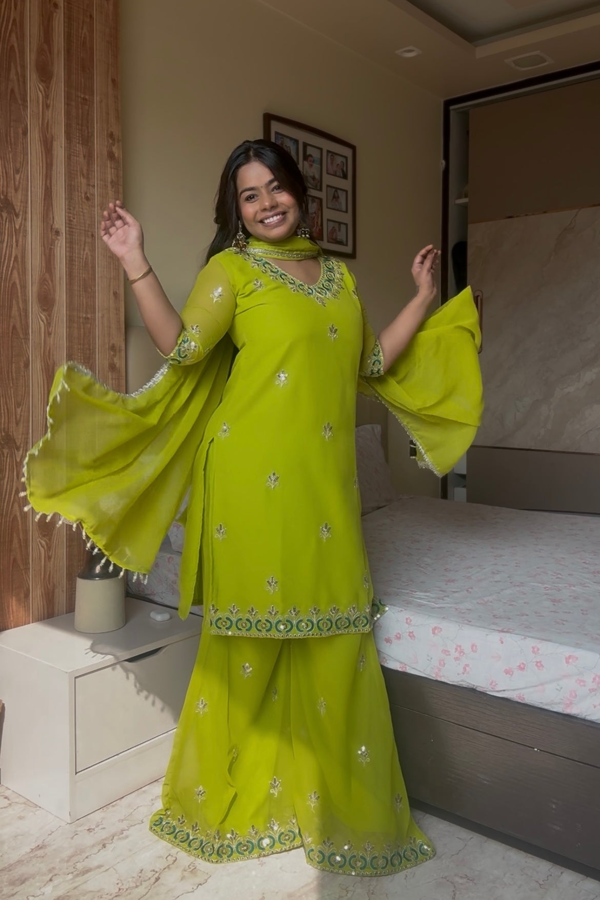 Kaira Sharara  Suit Set